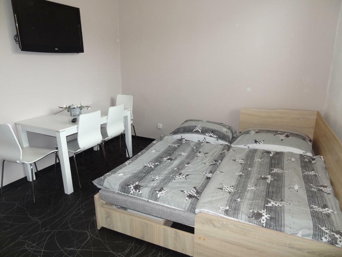 Apartman Lednicka Břeclav Extérieur photo